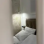 Perlage House -appartamento In Centro A 200 Mt Da Porta Camollia A Piano Terra Con Entrata Indipendente - Parcheggi Disponibili - * Сієна