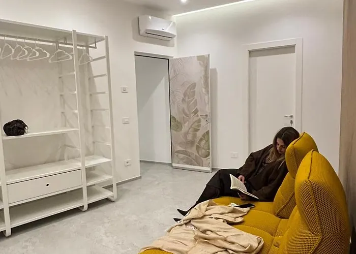 Perlage House -appartamento In Centro A 200 Mt Da Porta Camollia A Piano Terra Con Entrata Indipendente - Parcheggi Disponibili - Апартаменти Сієна