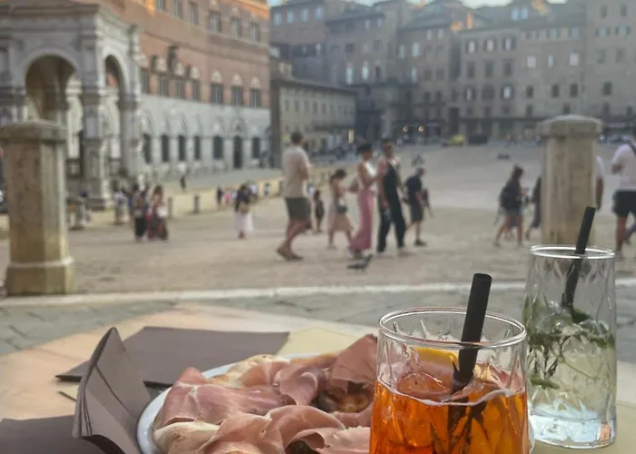 Perlage House -appartamento In Centro A 200 Mt Da Porta Camollia A Piano Terra Con Entrata Indipendente - Parcheggi Disponibili - Сієна