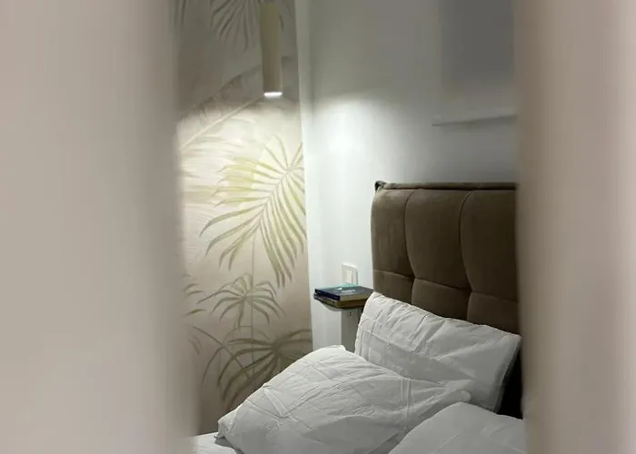 Perlage House -appartamento In Centro A 200 Mt Da Porta Camollia A Piano Terra Con Entrata Indipendente - Parcheggi Disponibili - * Siena