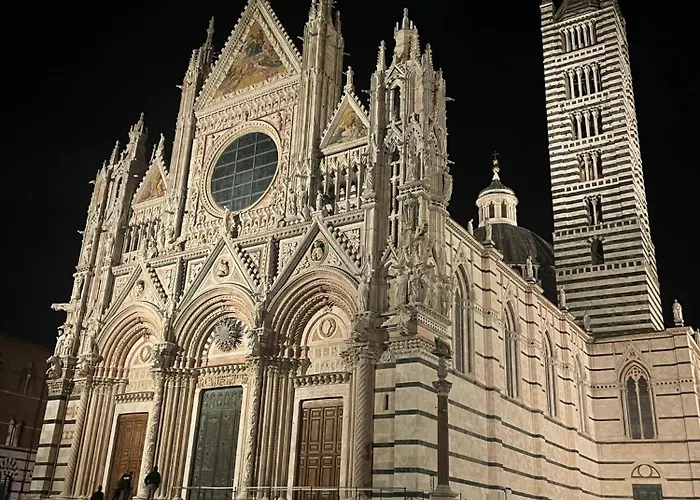 Apartament Perlage House -appartamento In Centro A 200 Mt Da Porta Camollia A Piano Terra Con Entrata Indipendente - Parcheggi Disponibili -